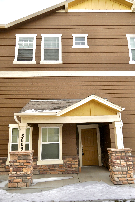 5609 SHAMROCK HTS