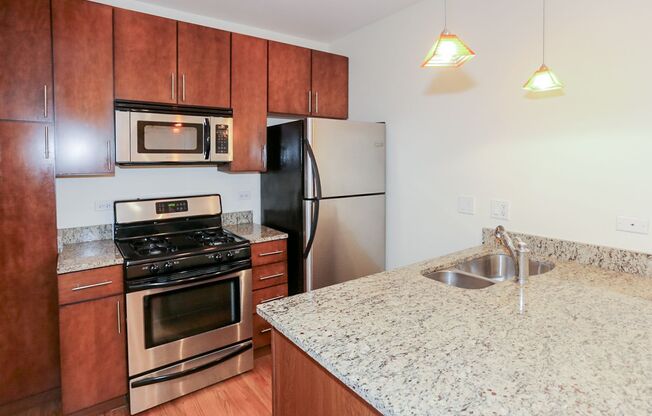 2 beds, 1 bath, 753 sqft, $2,650, Unit 3804M-1