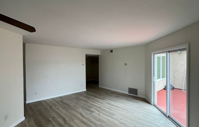 351 - 127/133/139 Rancho Dr