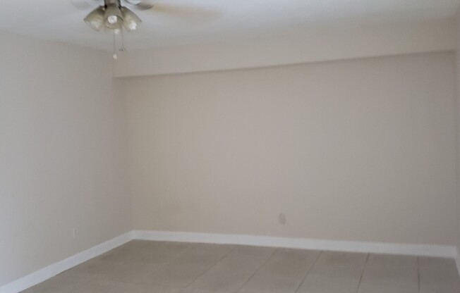 2 beds, 2.5 baths, $1,700