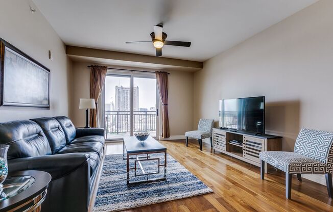 GORGEOUS FURNISHED CONDOMINIUM WITH GREAT AMENITIES