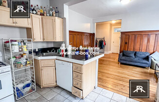 1068 COMMONWEALTH AVE