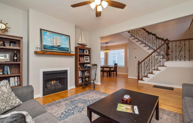 3 Bed 2.5 Bath Home for Rent in Colonial Place!