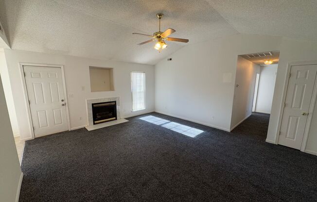 3 beds, 2 baths, $1,699