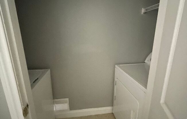 2 beds, 2 baths, $1,425, Unit # 2078