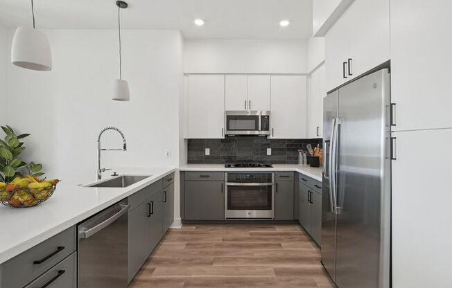 2 beds, 2 baths, 1,029 sqft, $1,999, Unit 418