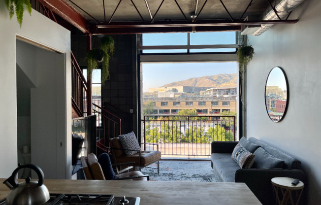 360 W BROADWAY 300 S