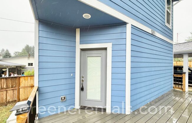 Modern 1-Bedroom Home with Yard, Deck & Carport
