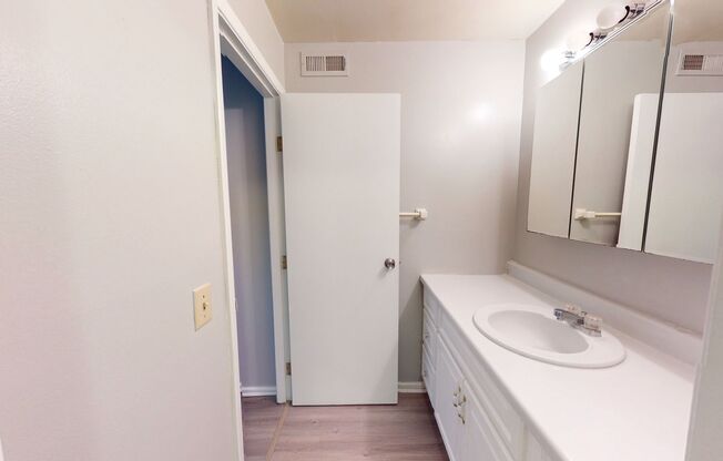 1 bed, 1 bath, 605 sqft, $935, Unit 2971 16