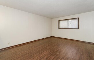 1825 NW Radial HWY Radial