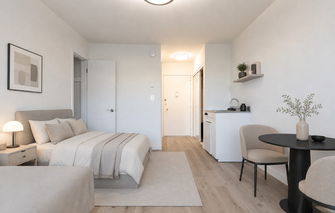 Studio, 1 bath, 350 sqft, $1,195, Unit 403B