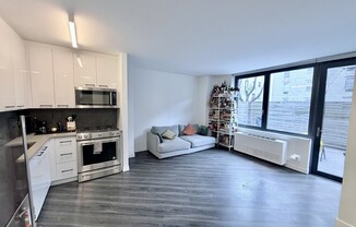 1 bed, 1 bath, $5,600, Unit 2B