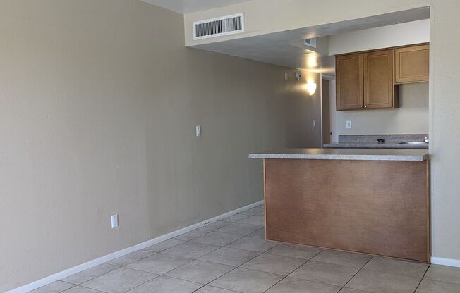 It's hop to live in the square