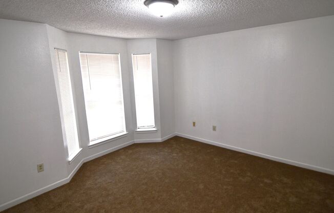 2 beds, 2.5 baths, $1,350, Unit Unit A