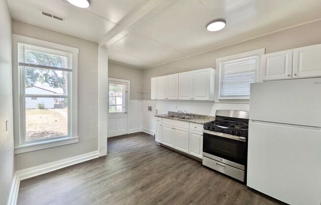 Comfortable 3BR Single-Family Home Near Downtown Pueblo