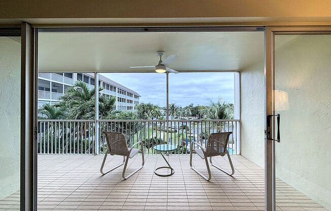 2 beds, 2 baths, $3,200, Unit UNIT 409