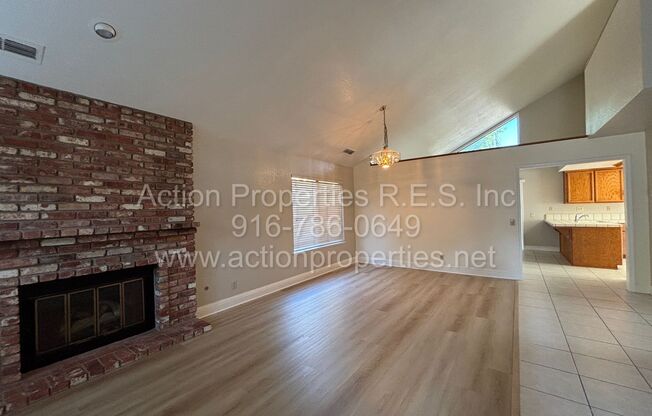 Gated Johnson Ranch: 3 Bed, 2.5 Bath - New Flooring - Amazing School District!