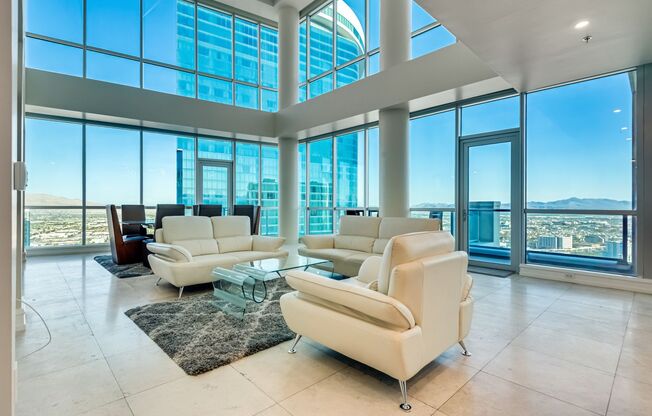3 beds, 5 baths, $18,975, Unit # 4305
