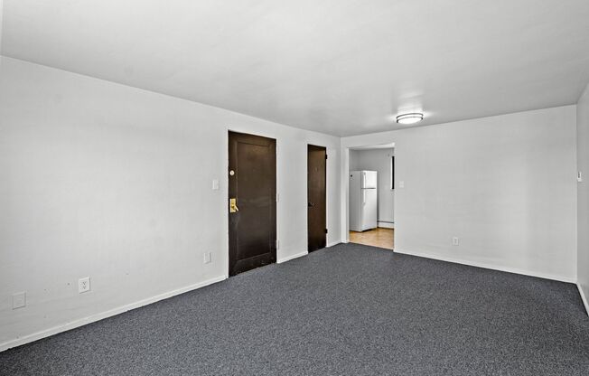 2 beds, 1 bath, 1,000 sqft, $1,149, Unit 10609 Lindberg Ave. B5 - Apt. 5