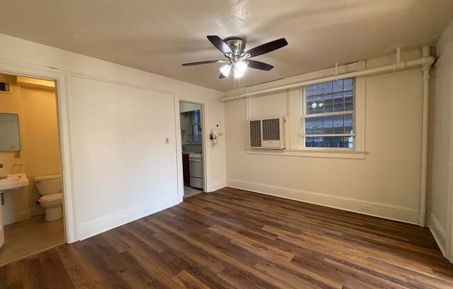 1 bed, 1 bath, 405 sqft, $1,150, Unit 101