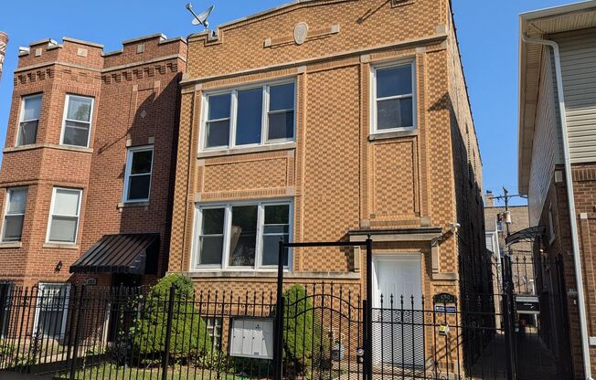 4250 W Haddon