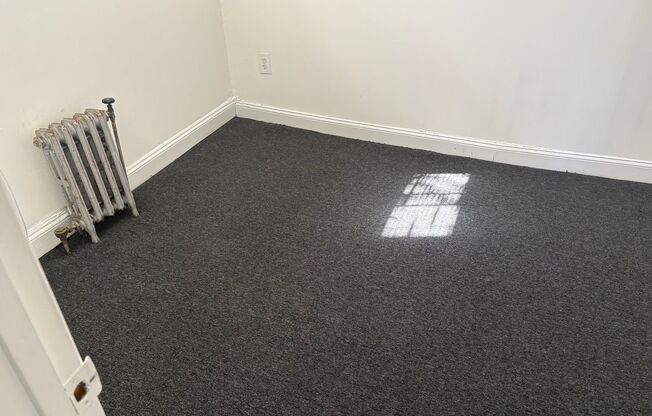 1 bed, 1 bath, 396 sqft, $1,100, Unit A-2