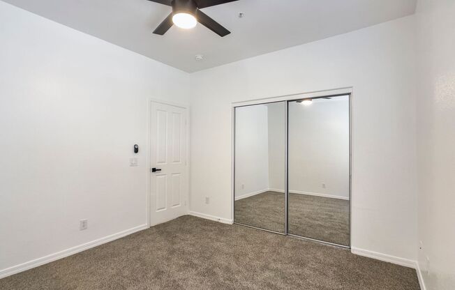 3 beds, 2 baths, 1,352 sqft, $1,795, Unit 215