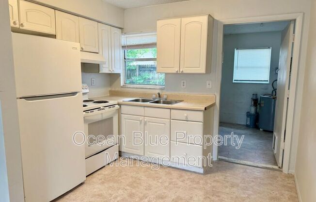 15165 AVALON AVE