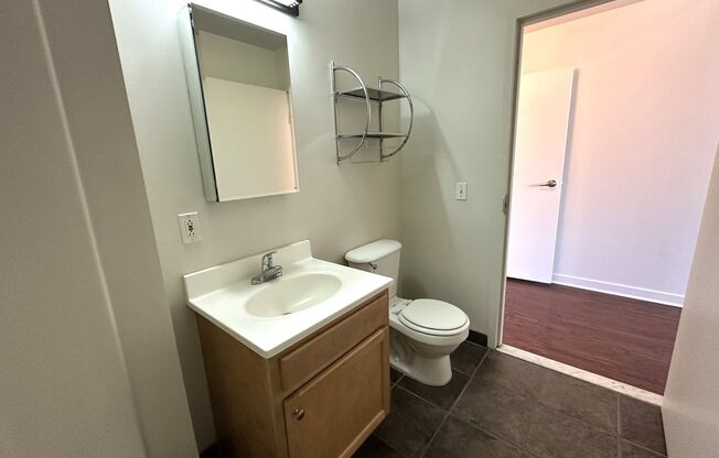 2 beds, 2 baths, 1,034 sqft, $2,550, Unit 604