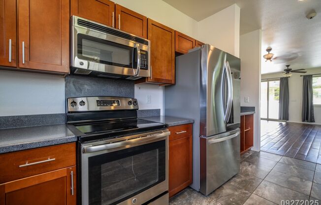 4 beds, 3 baths, $4,300