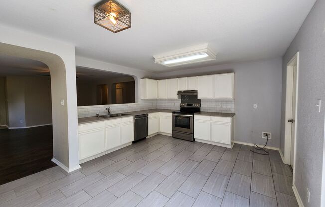 3 beds, 2 baths, $1,745