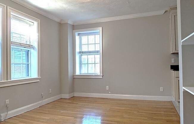 7 Primus Ave