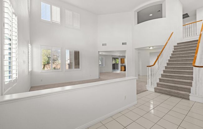Aliante 5 Bedroom / 4 1/2 Bath