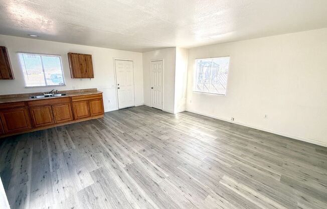 Newly Updated 1 Bedroom Home with Bonus Room!