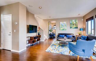 3435 CRANSTON CIR