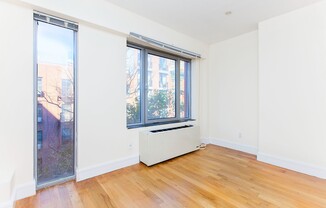 2 beds, 1 bath, $5,495, Unit 3G