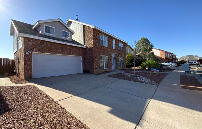 4 Bedroom Home Available Near Unser Blvd NW & Ladera Dr NW!