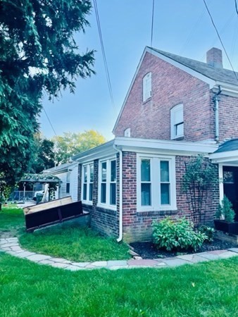 35 BUTTS ST
