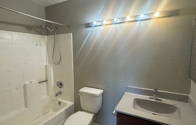 2 beds, 2 baths, $1,295