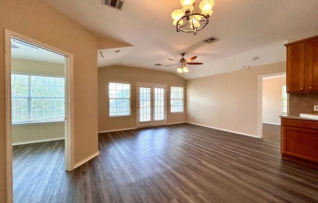 2 beds, 2 baths, $1,595, Unit # 1701