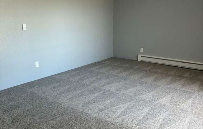 2 beds, 1 bath, 867 sqft, $1,285, Unit 601 I201