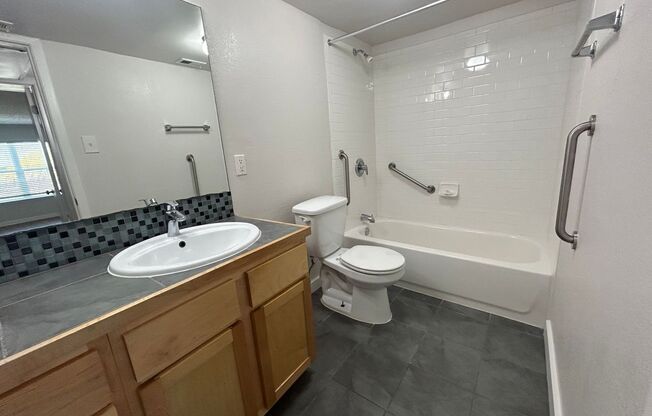 1 bed, 1 bath, 750 sqft, $1,115, Unit ABB-2-207