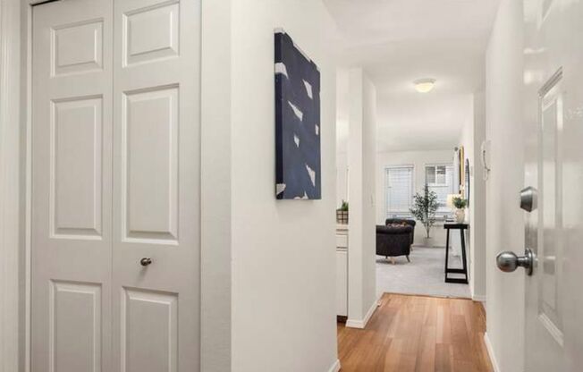 Welcome Home 2 bd/1 ba Condo Close to everything!  - Parking Included!