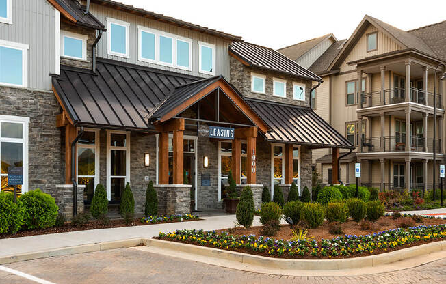 Welcome to Our Apartments in Franklin, TN