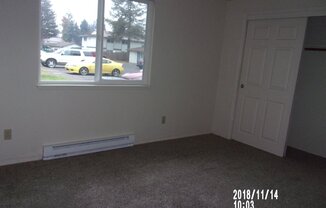 1 bed, 1 bath, 650 sqft, $1,100, Unit 58