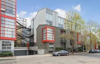 1007 41st Street #441 - 3 bedroom | 2 bath | Penthouse Loft