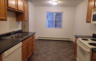 2 beds, 1 bath, 988 sqft, $1,200, Unit Apt C