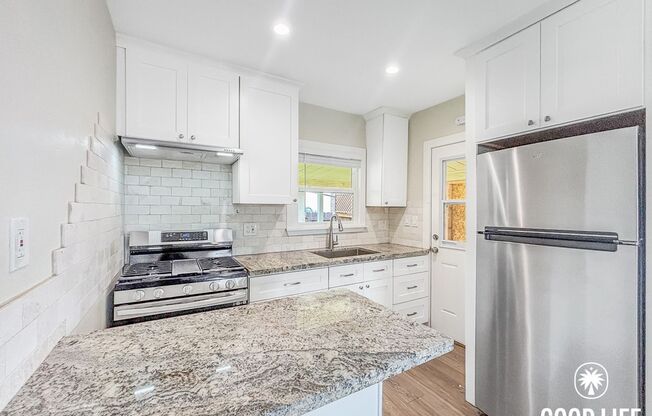Charming 2BD/1BA Home in Morena with Large Yard, In-Unit Laundry & Detached Garage