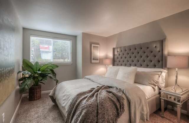 Gorgeous Bedroom at Townfair Apartments, Gresham, 97030