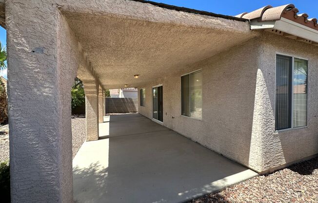 3 beds, 2 baths, $1,800